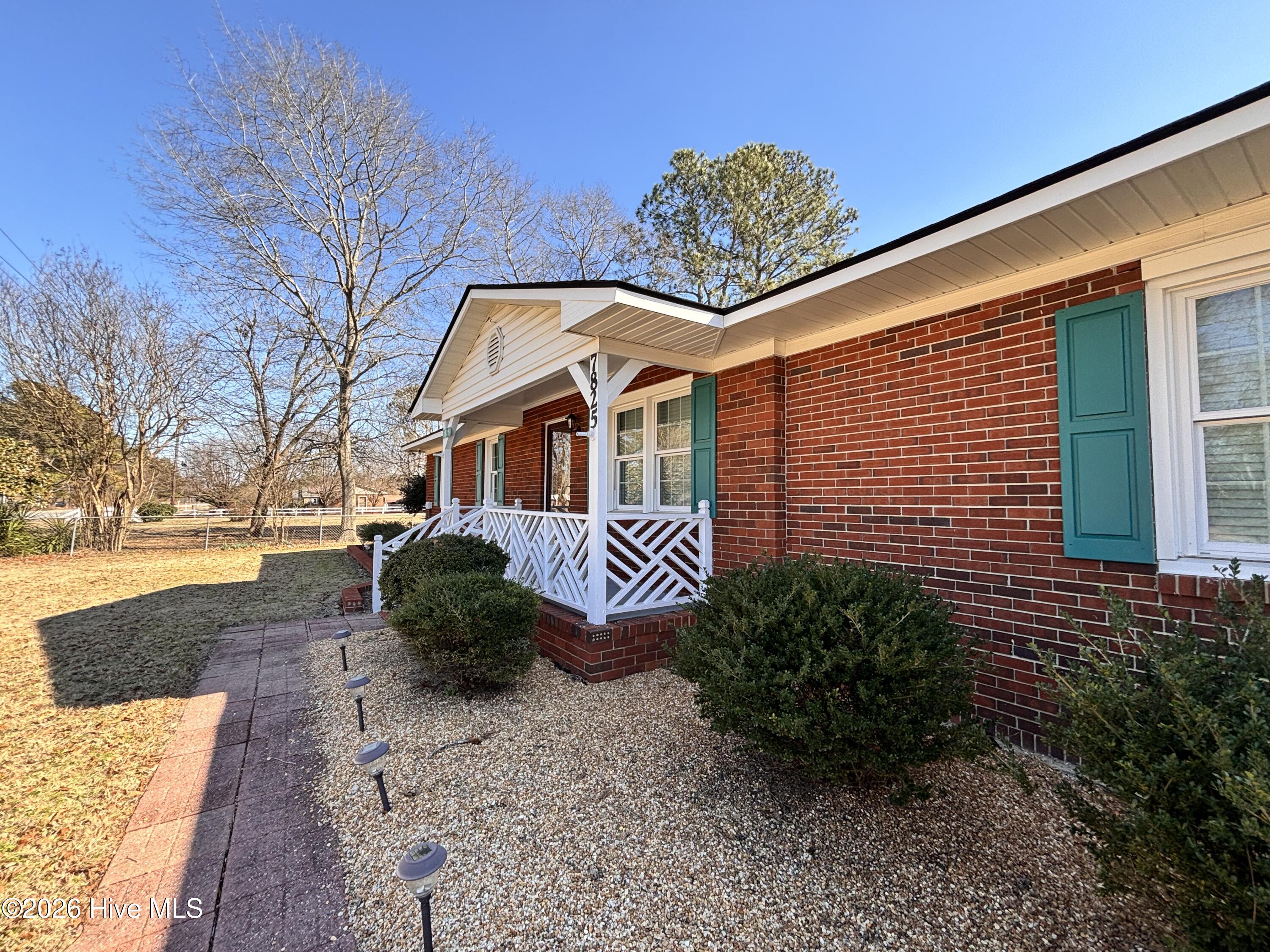 7825 Snow Hill Drive