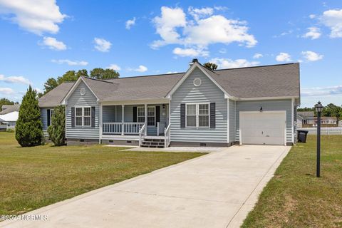 Single Family Residence in Stella NC 138 Deepwater Drive.jpg