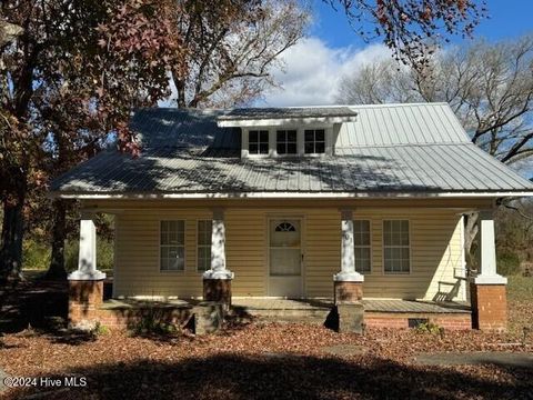 A home in Aulander