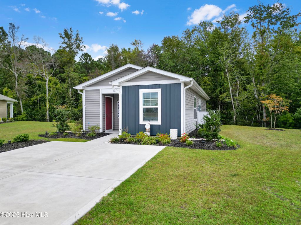 Photo of 309 Azimuth Drive, Surf City, NC 28445 (MLS # 100532397)