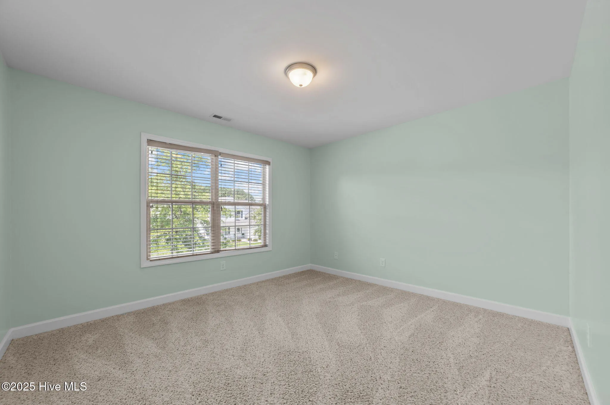 Greenville, North Carolina 27834, United States, 5 Bedrooms Bedrooms, ,5 BathroomsBathrooms,Residential,Active,178343