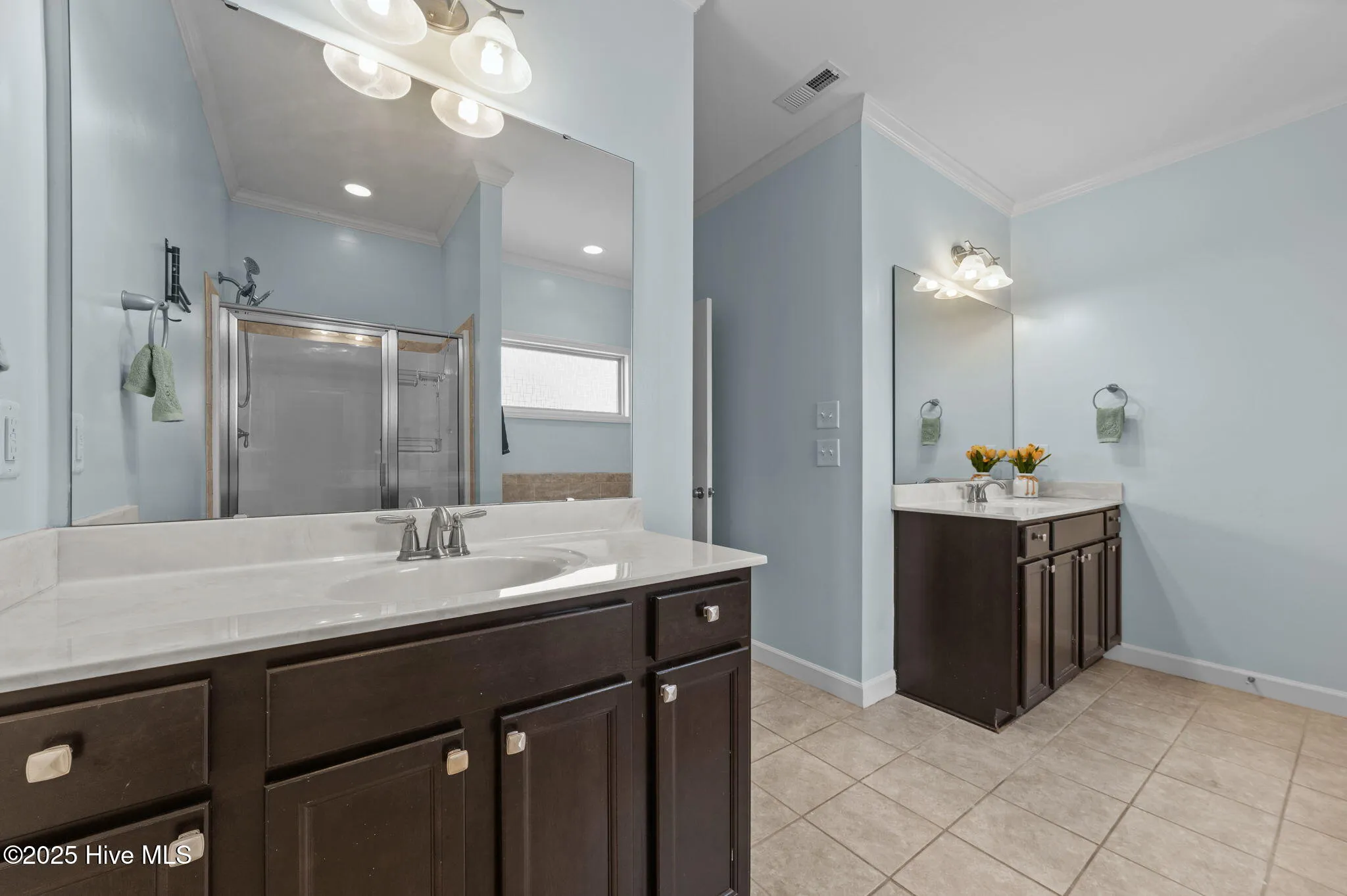 Greenville, North Carolina 27834, United States, 5 Bedrooms Bedrooms, ,5 BathroomsBathrooms,Residential,Active,178343