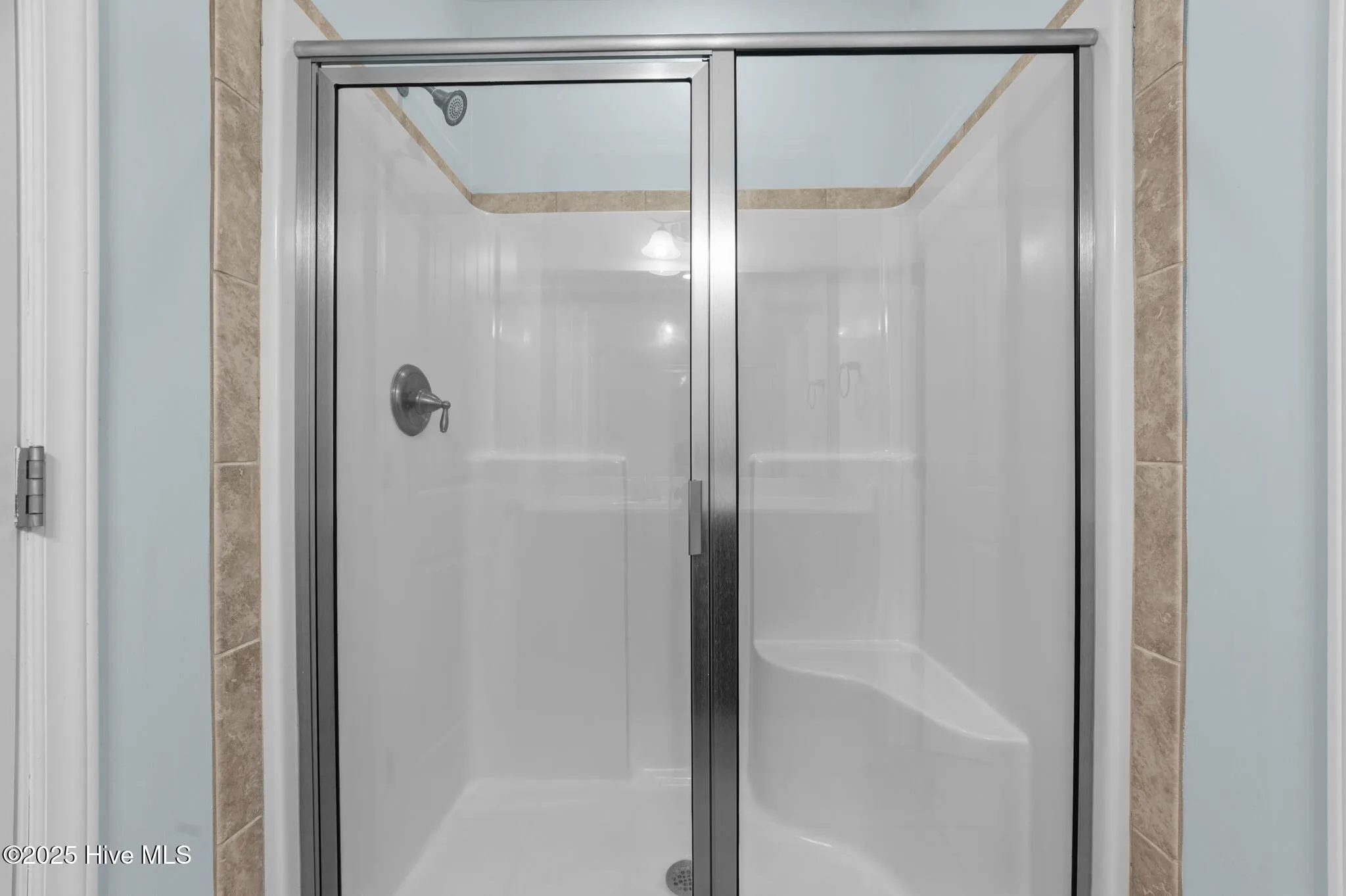 Greenville, North Carolina 27834, United States, 5 Bedrooms Bedrooms, ,5 BathroomsBathrooms,Residential,Active,178343