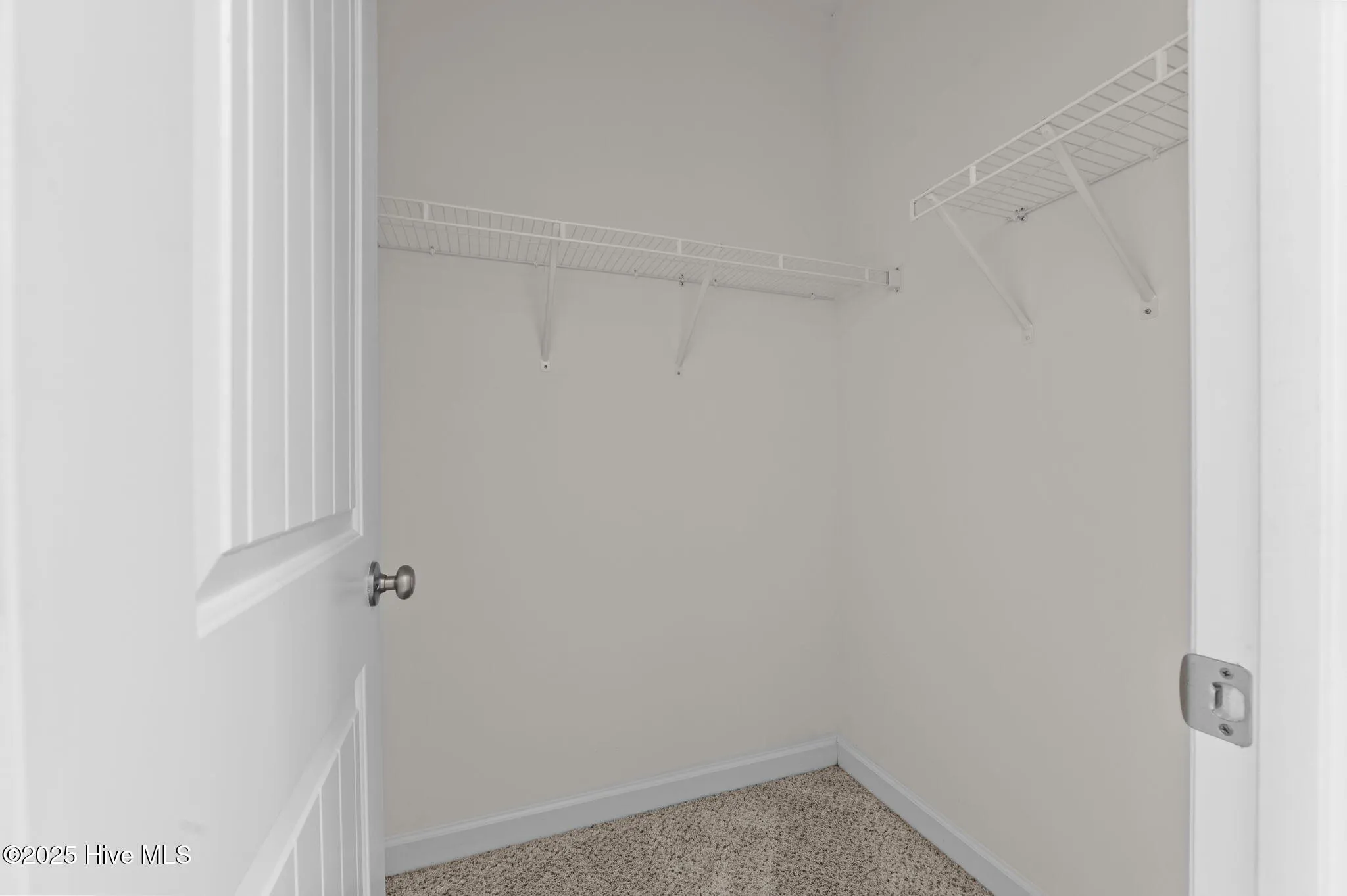 Greenville, North Carolina 27834, United States, 5 Bedrooms Bedrooms, ,5 BathroomsBathrooms,Residential,Active,178343