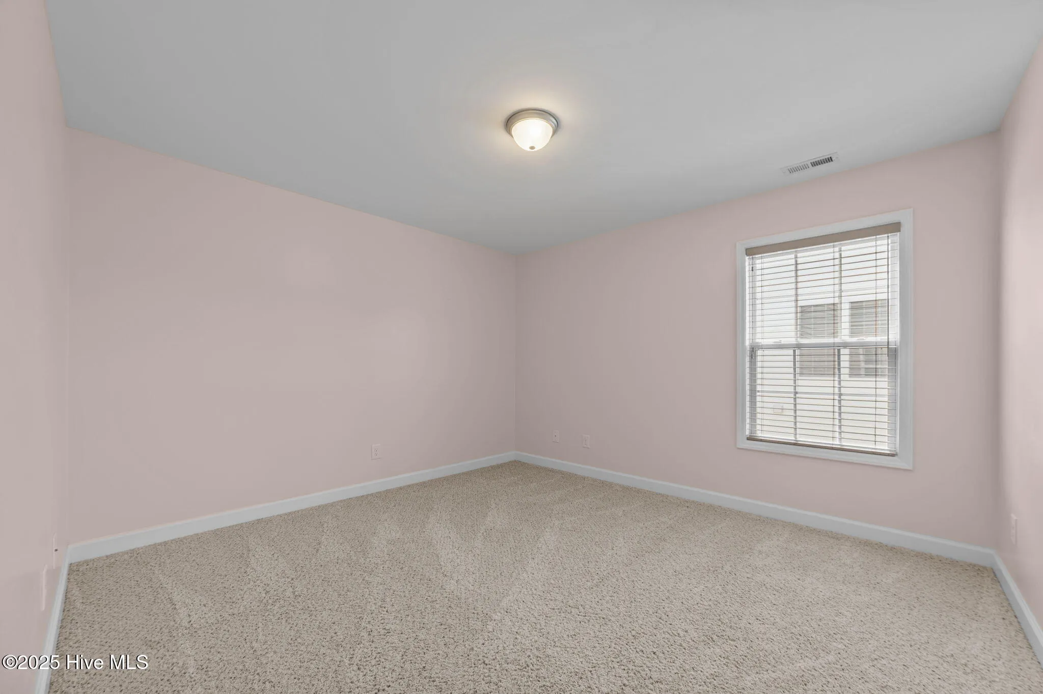 Greenville, North Carolina 27834, United States, 5 Bedrooms Bedrooms, ,5 BathroomsBathrooms,Residential,Active,178343