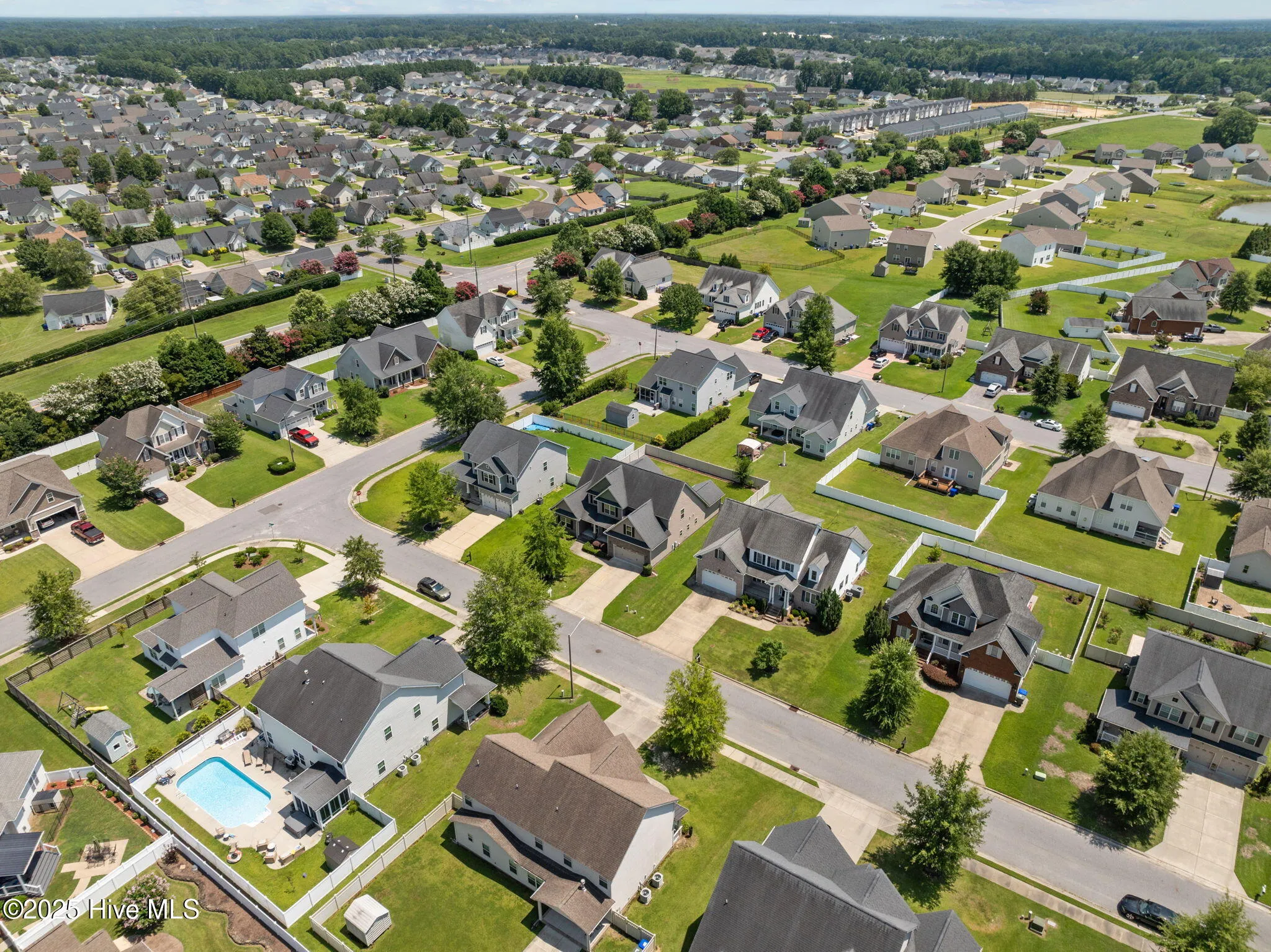 Greenville, North Carolina 27834, United States, 5 Bedrooms Bedrooms, ,5 BathroomsBathrooms,Residential,Active,178343