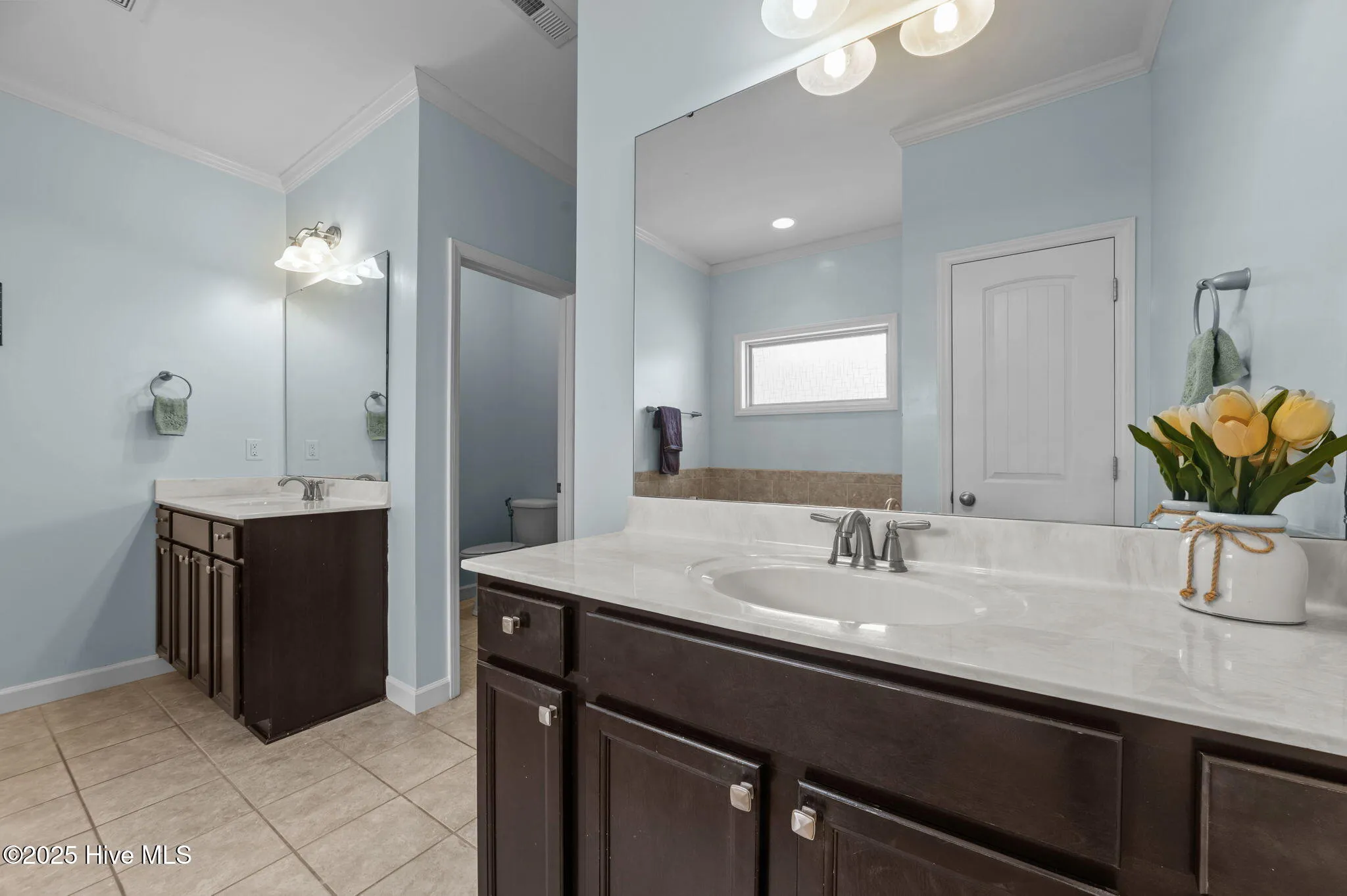 Greenville, North Carolina 27834, United States, 5 Bedrooms Bedrooms, ,5 BathroomsBathrooms,Residential,Active,178343