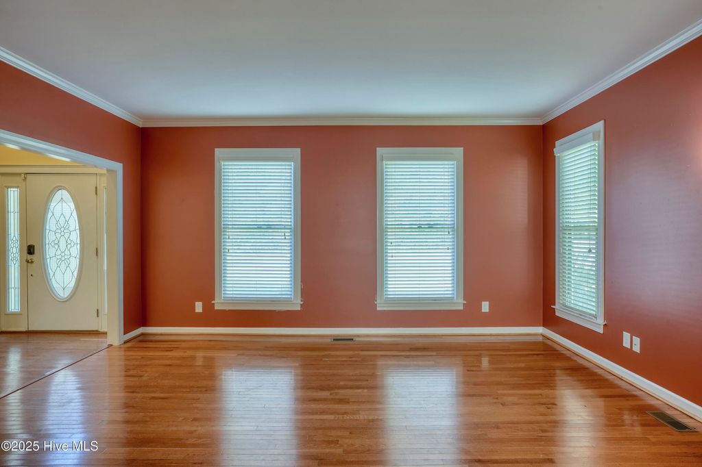 Photo of 950 Eton Drive, Jacksonville, NC 28546 (MLS # 100505283)