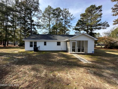 A home in Laurinburg