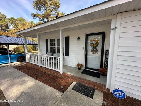 A home in Laurinburg