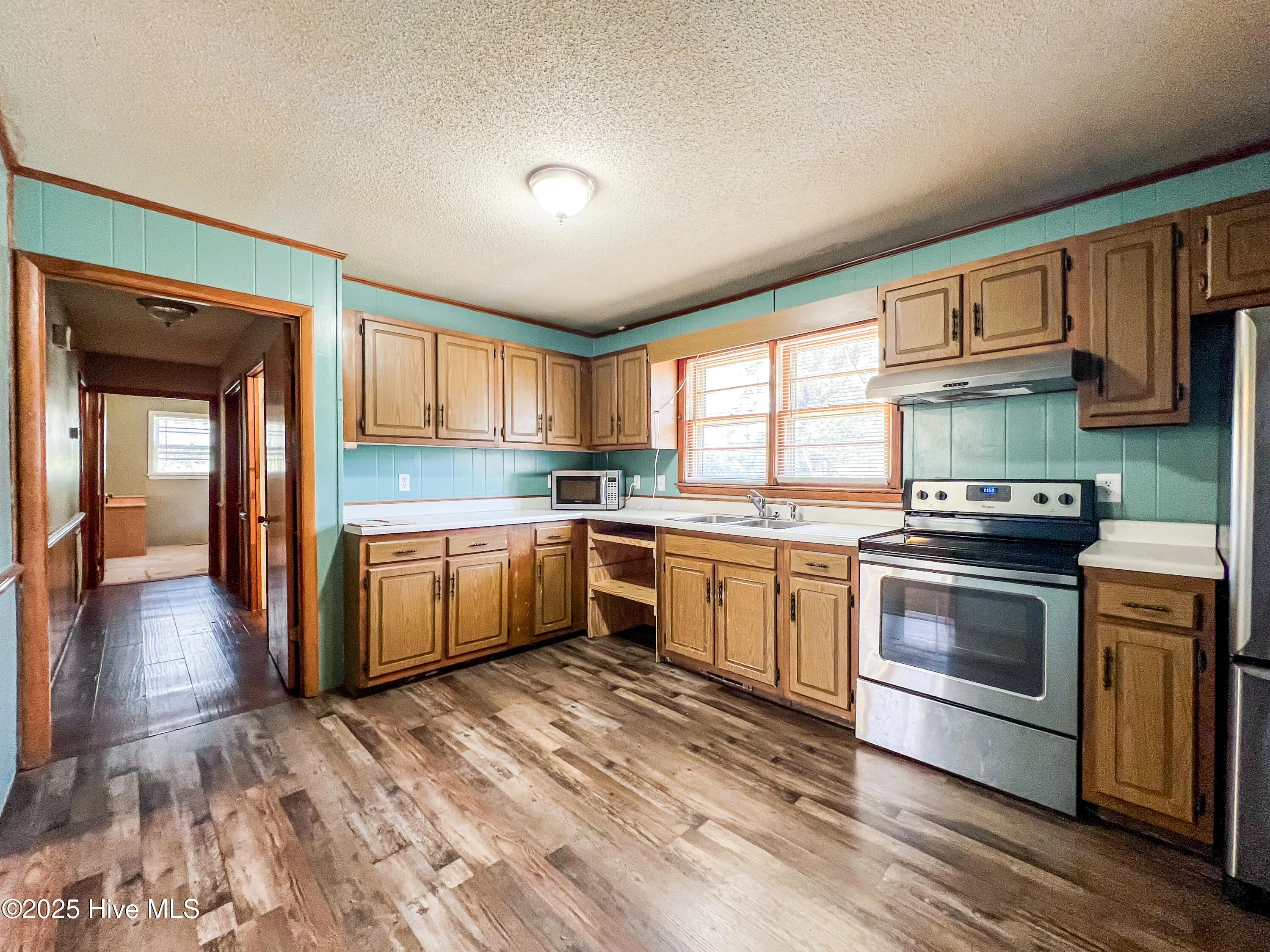 Burgaw, North Carolina 28425, United States, 2 Bedrooms Bedrooms, ,1 BathroomBathrooms,Residential,Active,93704