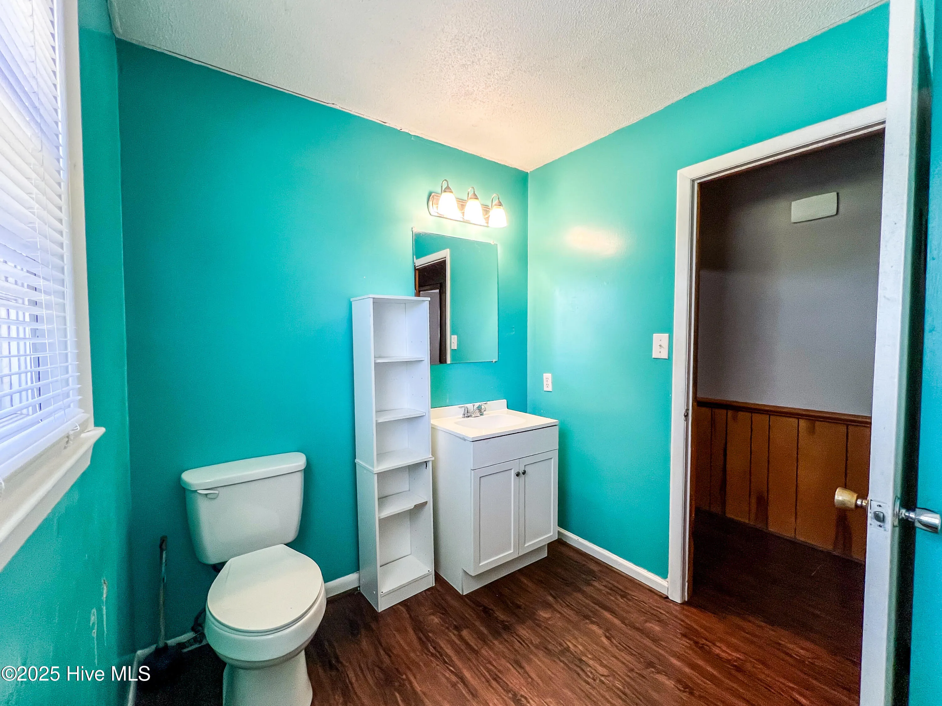 Burgaw, North Carolina 28425, United States, 2 Bedrooms Bedrooms, ,1 BathroomBathrooms,Residential,Active,93704