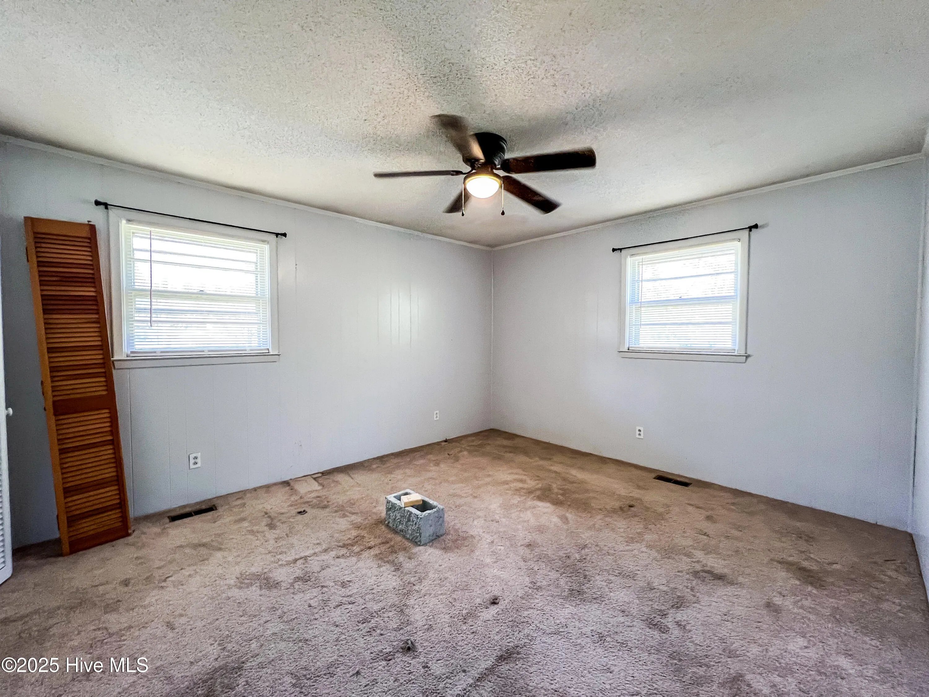 Burgaw, North Carolina 28425, United States, 2 Bedrooms Bedrooms, ,1 BathroomBathrooms,Residential,Active,93704