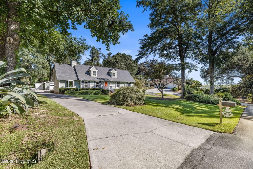 Photo of 10276 Crofters Court SE, Leland, NC 28451 (MLS # 100529125)