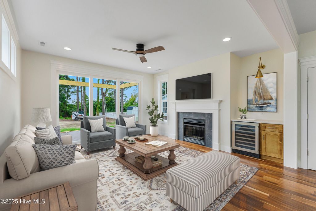 Photo of 5160 Minnesota Drive SE, Southport, NC 28461 (MLS # 100460018)