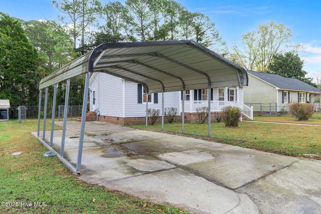 Photo of 402 Creech Street, Goldsboro, NC 27530 (MLS # 100543150)