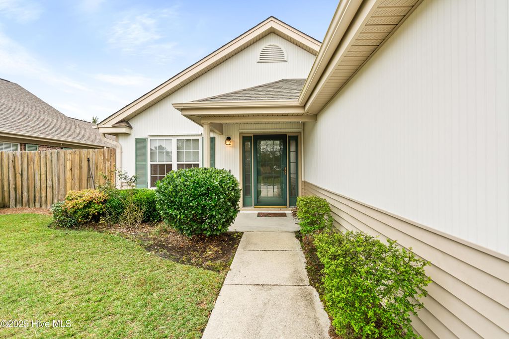 Photo of 2400 Sunburst Court, Wilmington, NC 28411 (MLS # 100536333)