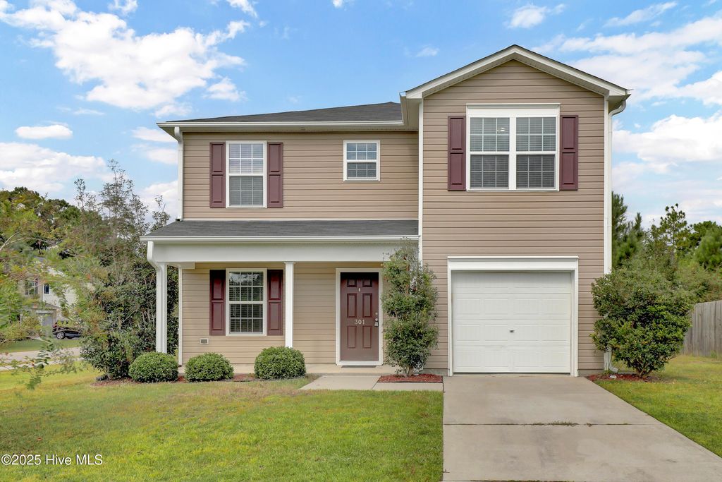 Photo of 301 Log Cabin Way, Holly Ridge, NC 28445 (MLS # 100530526)