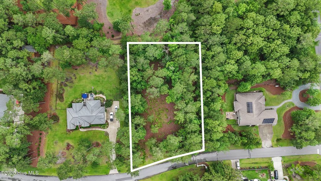Photo of 511 Kingsworth Lane SE, Belville, NC 28451 (MLS # 100534975)