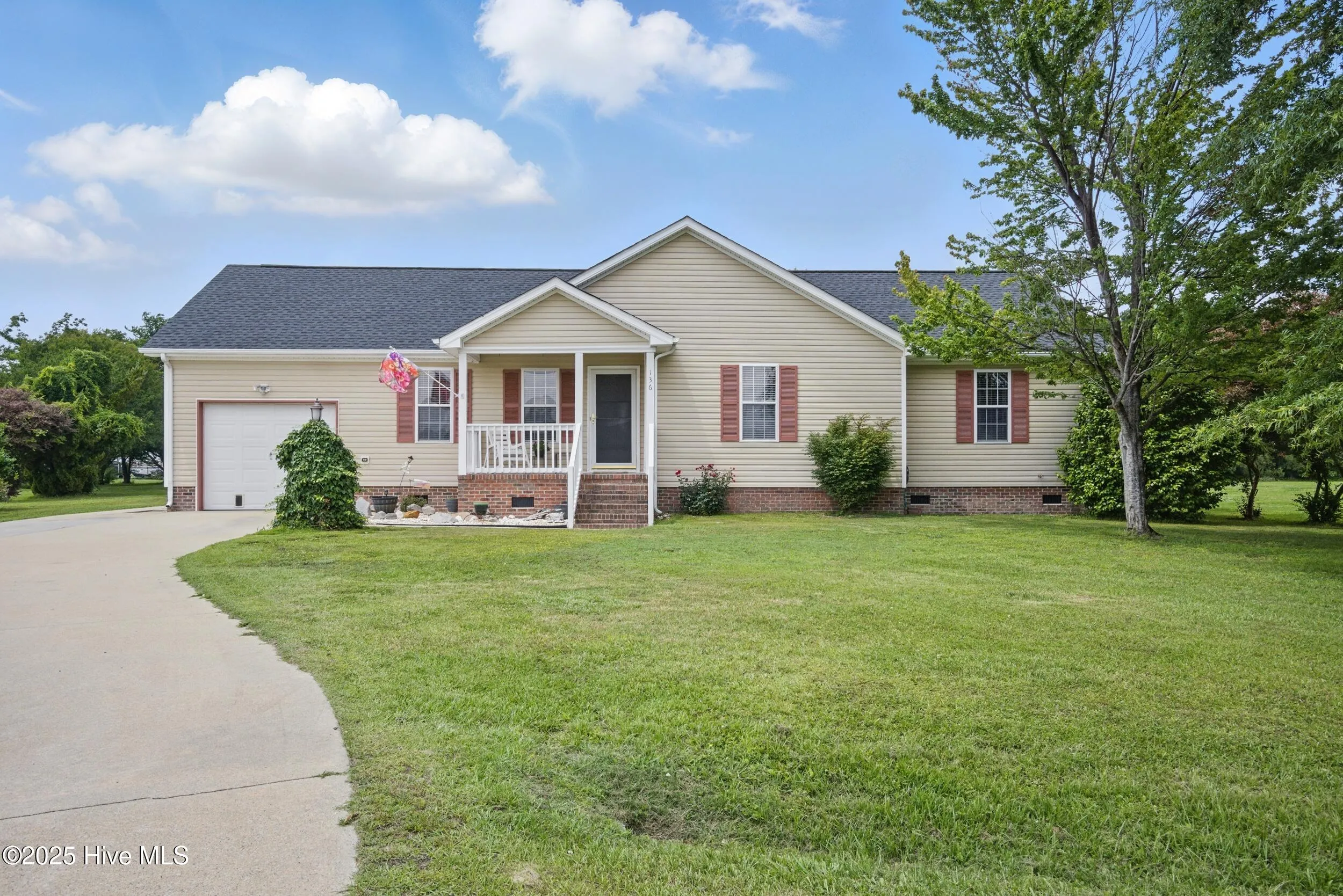 Camden, North Carolina 27921, United States, 3 Bedrooms Bedrooms, ,2 BathroomsBathrooms,Residential,Pending,143060