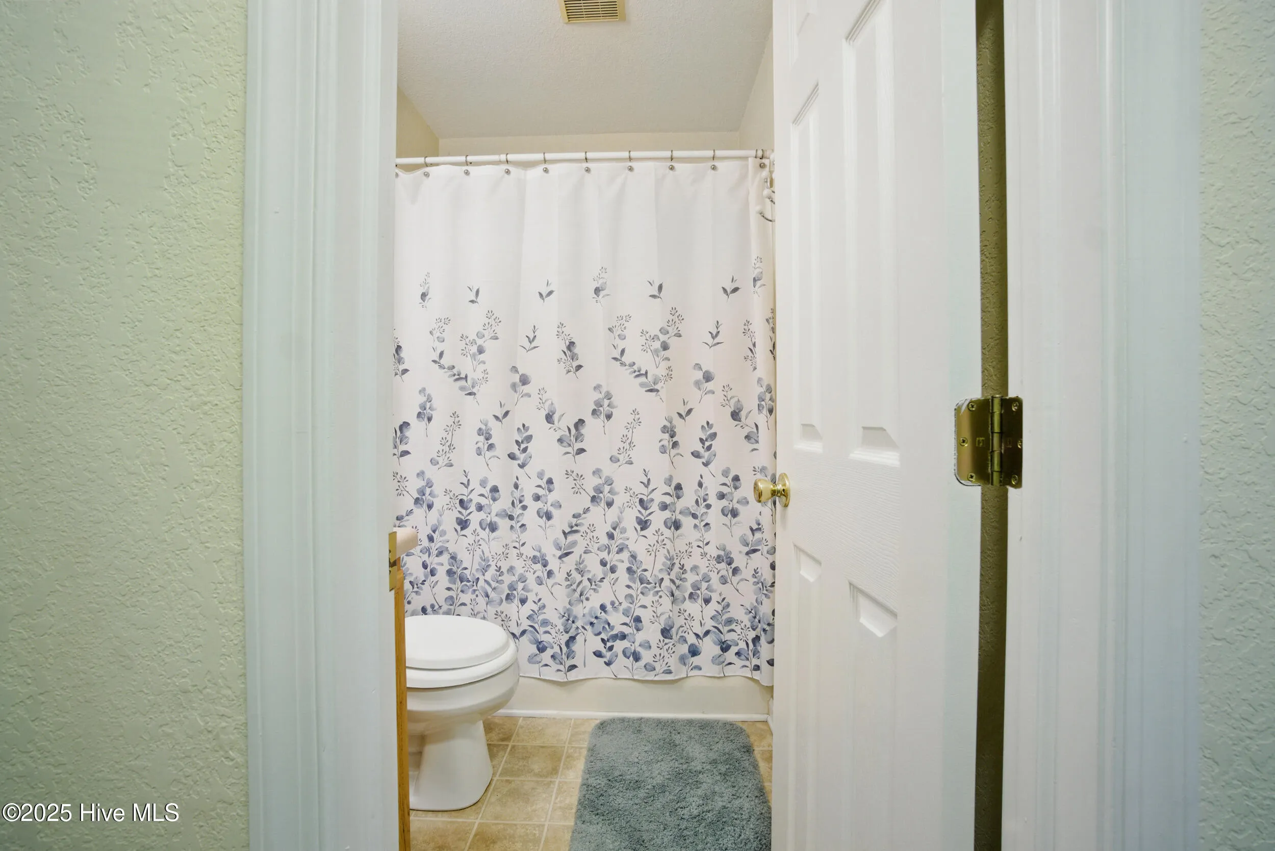 Camden, North Carolina 27921, United States, 3 Bedrooms Bedrooms, ,2 BathroomsBathrooms,Residential,Pending,143060