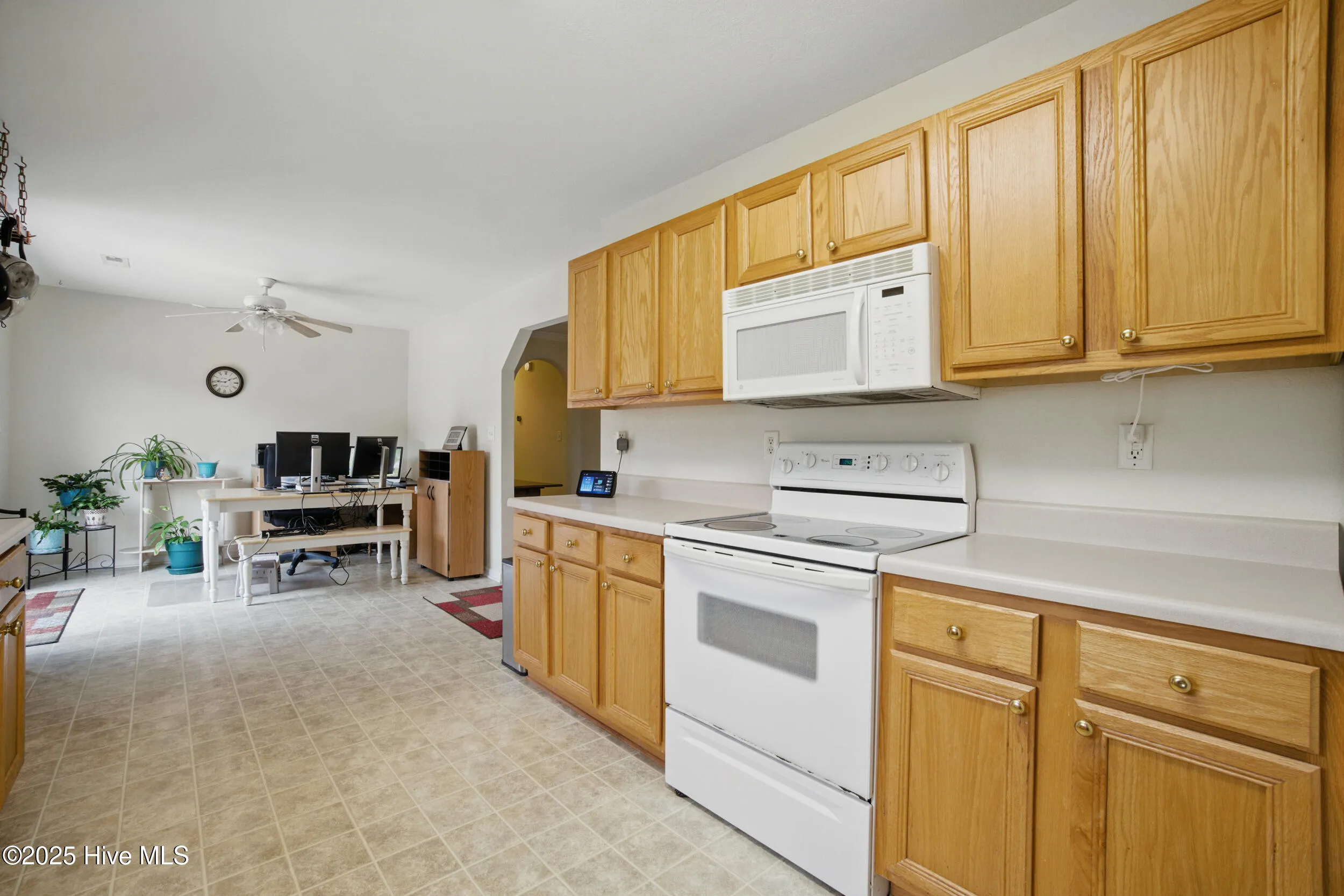 Camden, North Carolina 27921, United States, 3 Bedrooms Bedrooms, ,2 BathroomsBathrooms,Residential,Pending,143060