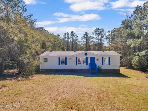 A home in Sneads Ferry