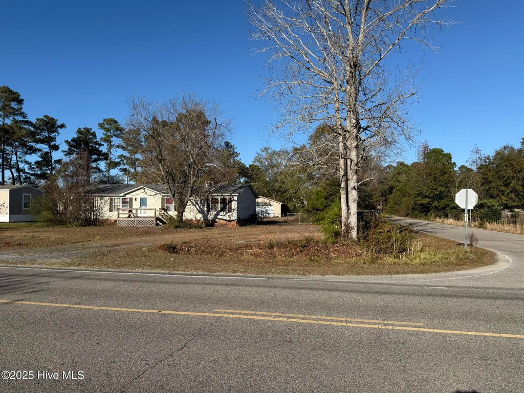 Photo of 771 Factory Road, Hampstead, NC 28443 (MLS # 100543819)