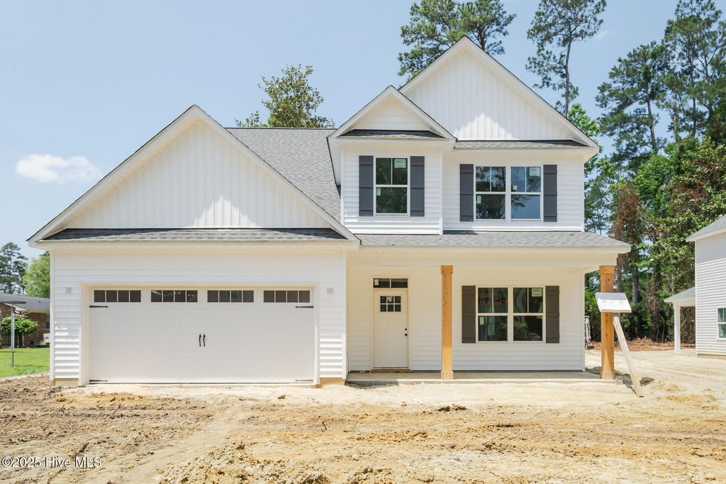 Photo of 105 N Lloyd Street Street, Burgaw, NC 28425 (MLS # 100511694)