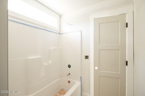 Tiny photo for 105 N Lloyd Street Street, Burgaw, NC 28425 (MLS # 100511694)