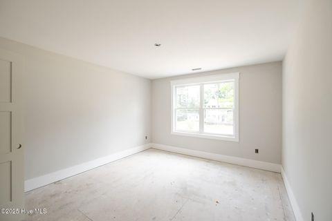 Tiny photo for 105 N Lloyd Street Street, Burgaw, NC 28425 (MLS # 100511694)