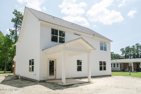 Tiny photo for 105 N Lloyd Street Street, Burgaw, NC 28425 (MLS # 100511694)