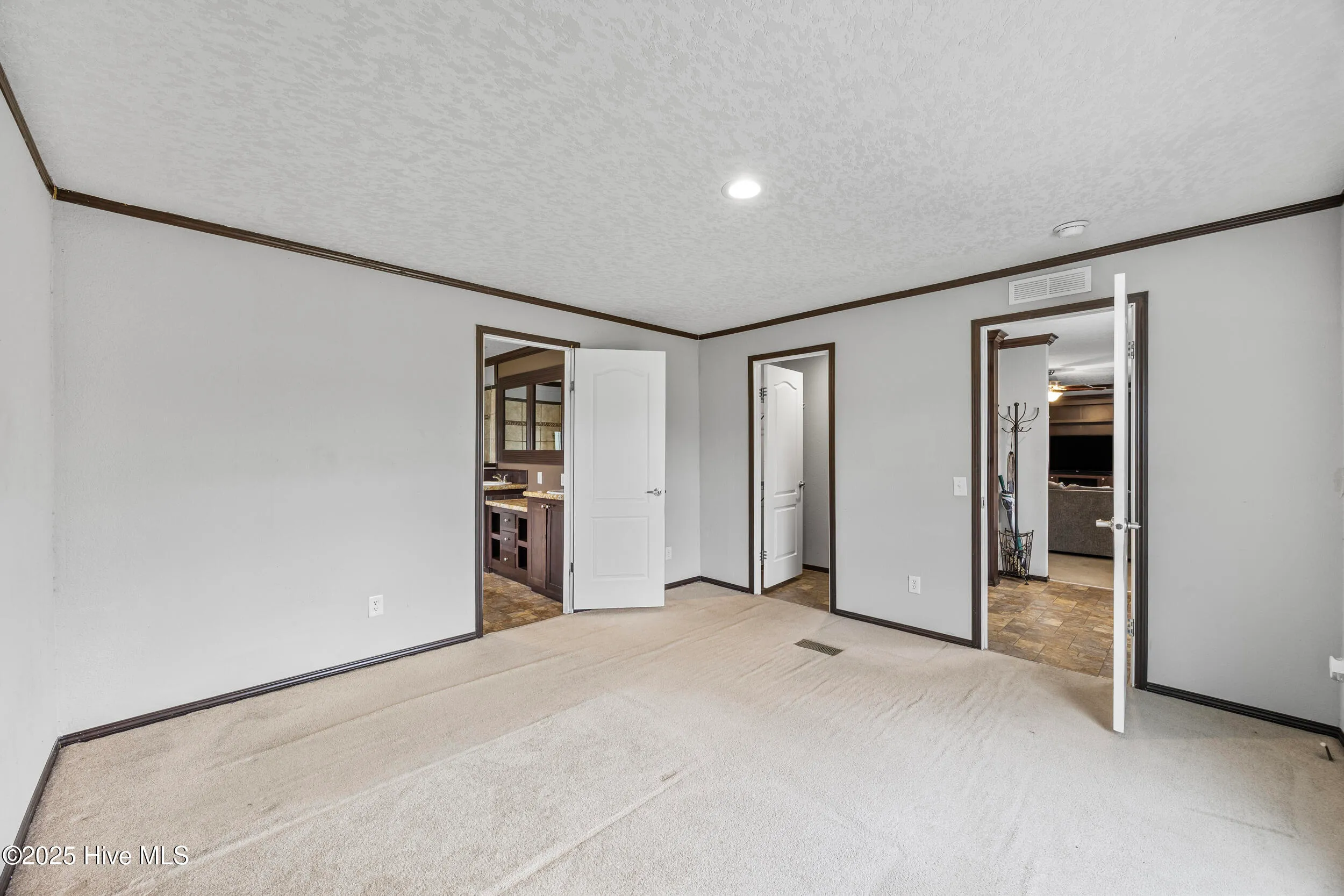 Elizabethtown, North Carolina 28337, United States, 3 Bedrooms Bedrooms, ,2 BathroomsBathrooms,Residential,Active,208040