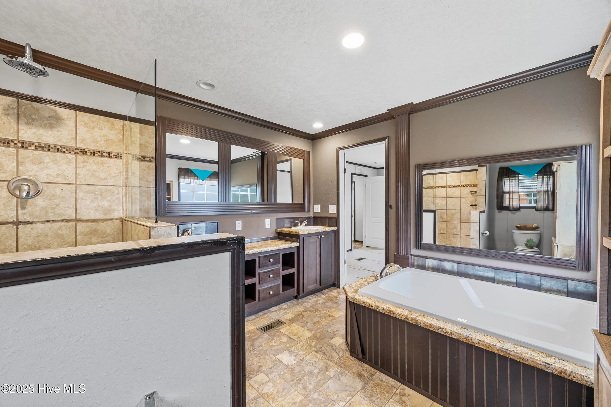 Elizabethtown, North Carolina 28337, United States, 3 Bedrooms Bedrooms, ,2 BathroomsBathrooms,Residential,Active,208040