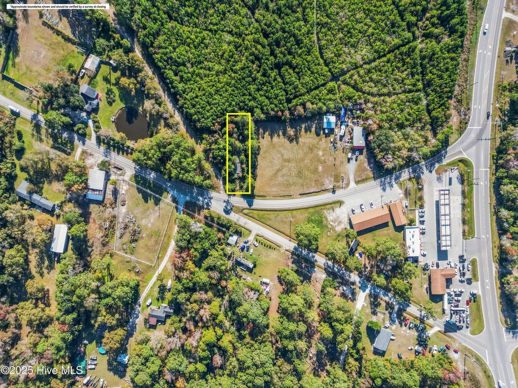 Photo of 126 Sneads Ferry Road, Sneads Ferry, NC 28460 (MLS # 100542825)