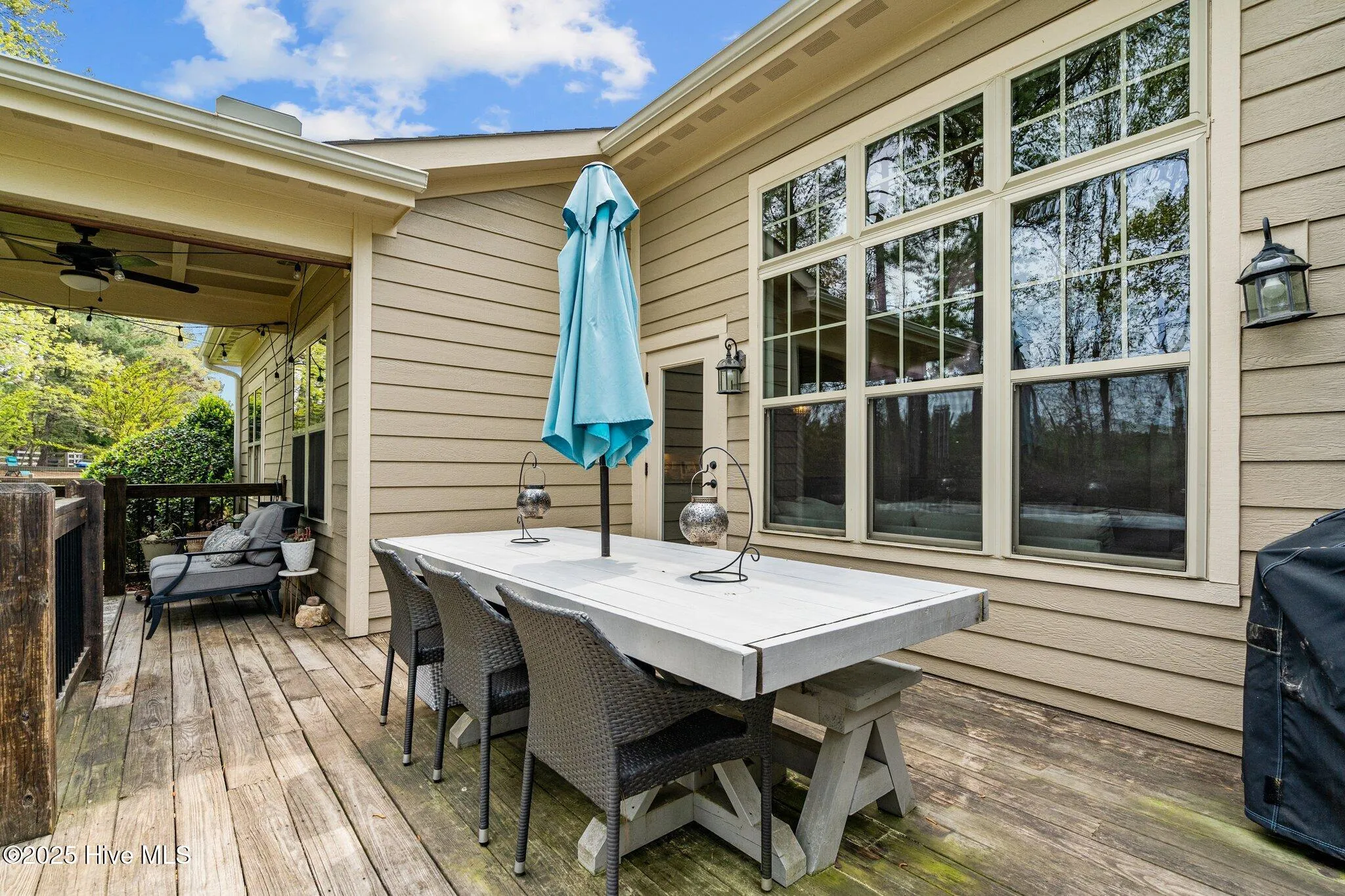 Whispering Pines, North Carolina 28327, United States, 4 Bedrooms Bedrooms, ,4 BathroomsBathrooms,Residential,Pending,107435