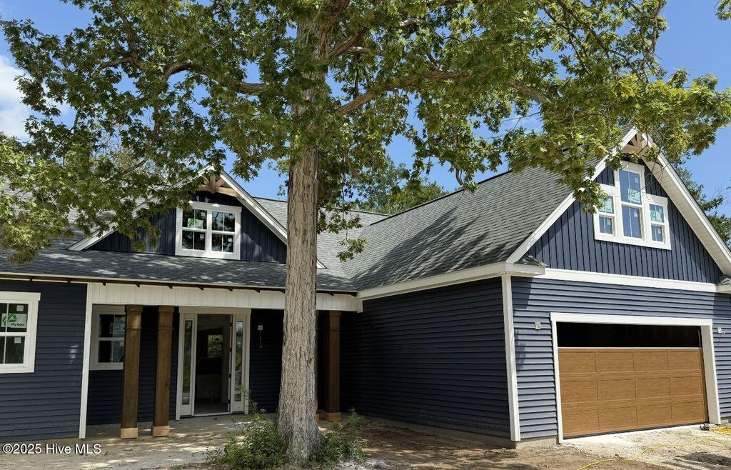 Photo of 664 Squirrel Run Dr SW, Supply, NC 28462 (MLS # 100516637)