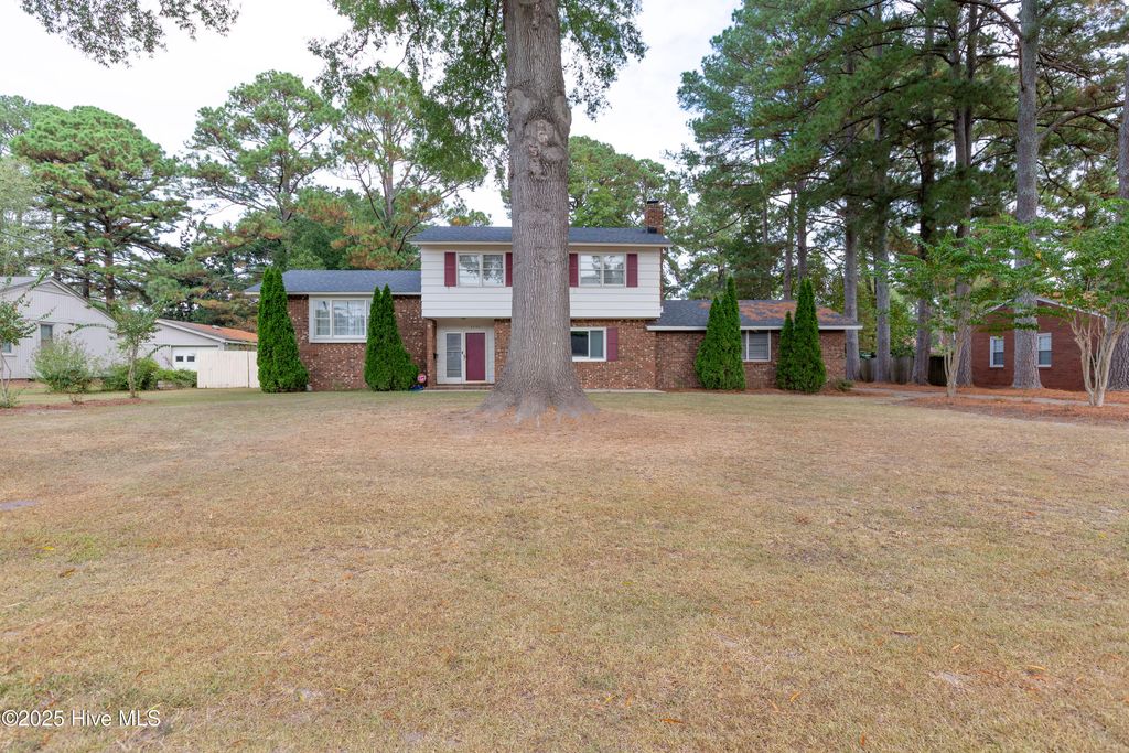 Photo of 3232 Amherst Road, Rocky Mount, NC 27804 (MLS # 100536185)
