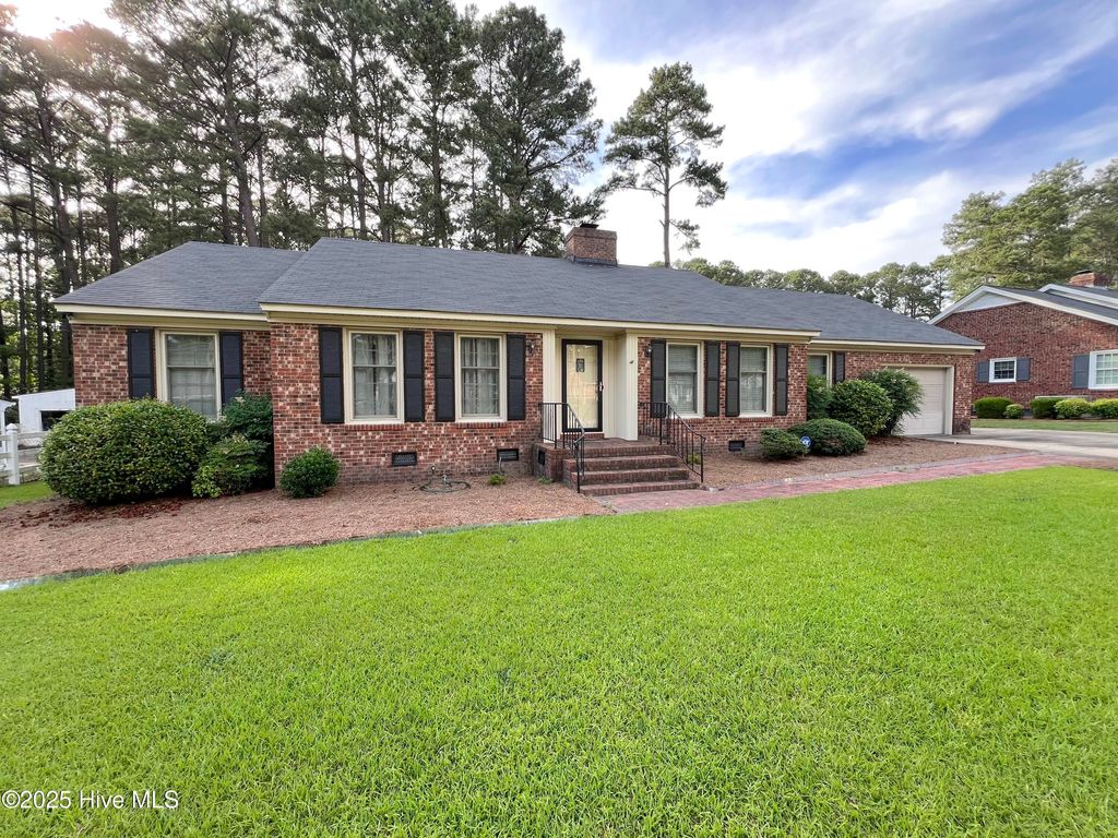 Photo of 1811 Hermitage Road NW, Wilson, NC 27896 (MLS # 100508628)