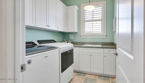 Tiny photo for 807 North Carolina Avenue, Carolina Beach, NC 28428 (MLS # 100538863)