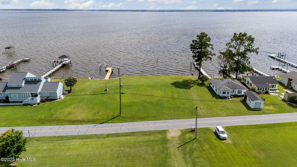 Photo of 1741 Bayview Road, Bath, NC 27808 (MLS # 100520382)