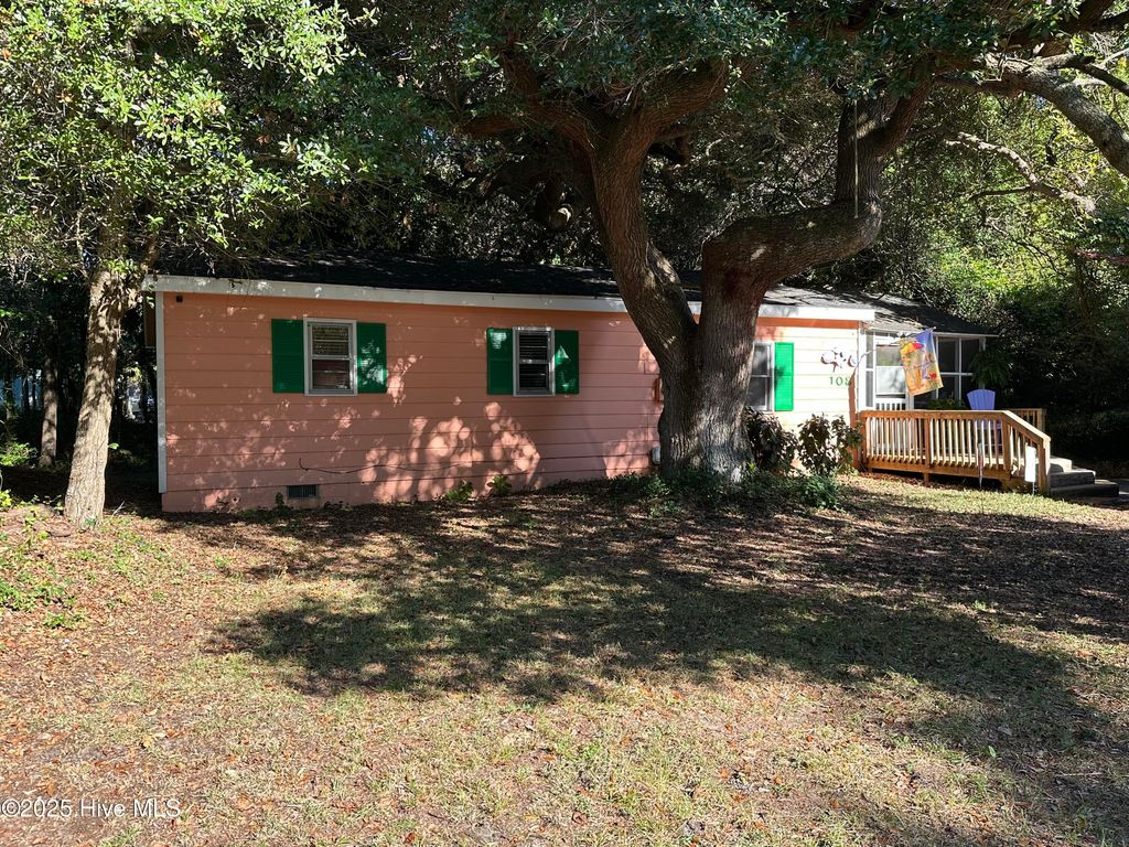 Photo of 108 Live Oak Street, Emerald Isle, NC 28594 (MLS # 100535776)