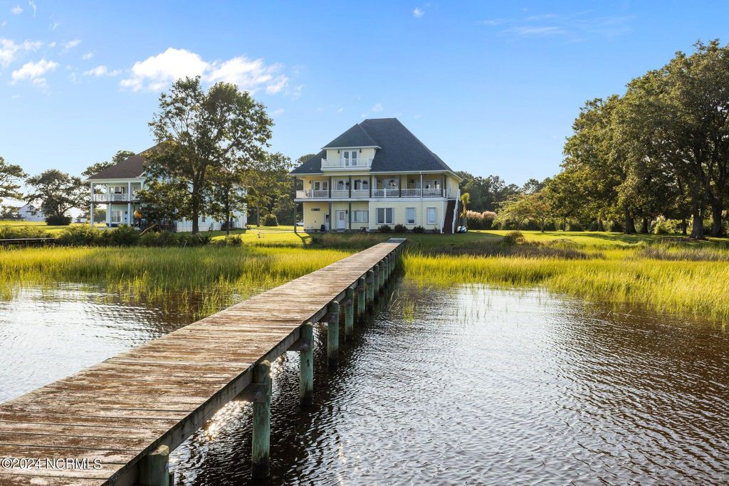 Photo of 2944 Mill Creek Road, Newport, NC 28570 (MLS # 100529136)