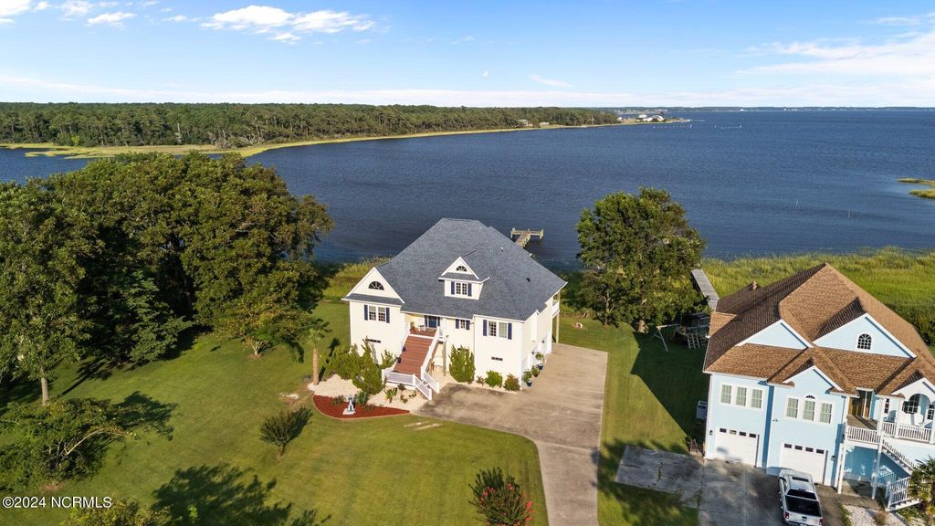 Photo of 2944 Mill Creek Road, Newport, NC 28570 (MLS # 100529136)