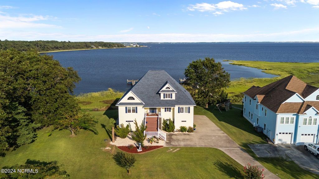 Photo of 2944 Mill Creek Road, Newport, NC 28570 (MLS # 100529136)
