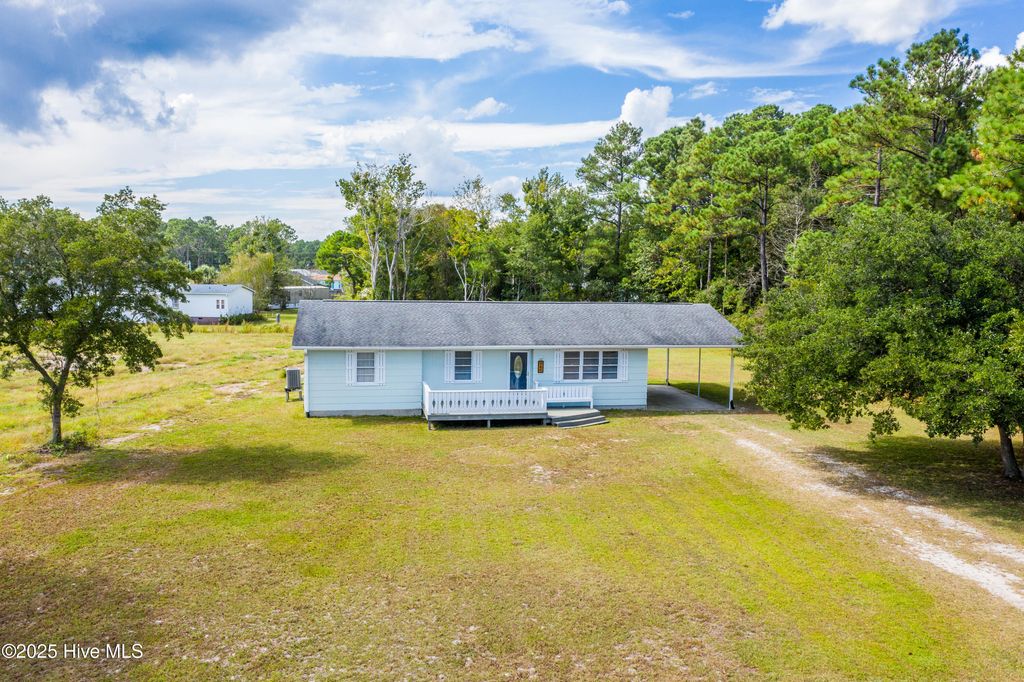 Photo of 767 E Ocean Road, Holly Ridge, NC 28445 (MLS # 100533401)