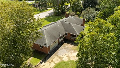 A home in Walstonburg