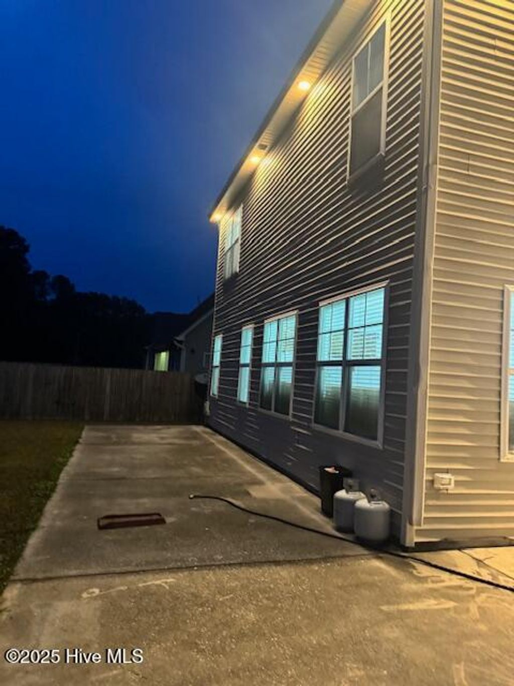 Photo of 405 Savannah Drive, Jacksonville, NC 28546 (MLS # 100542596)