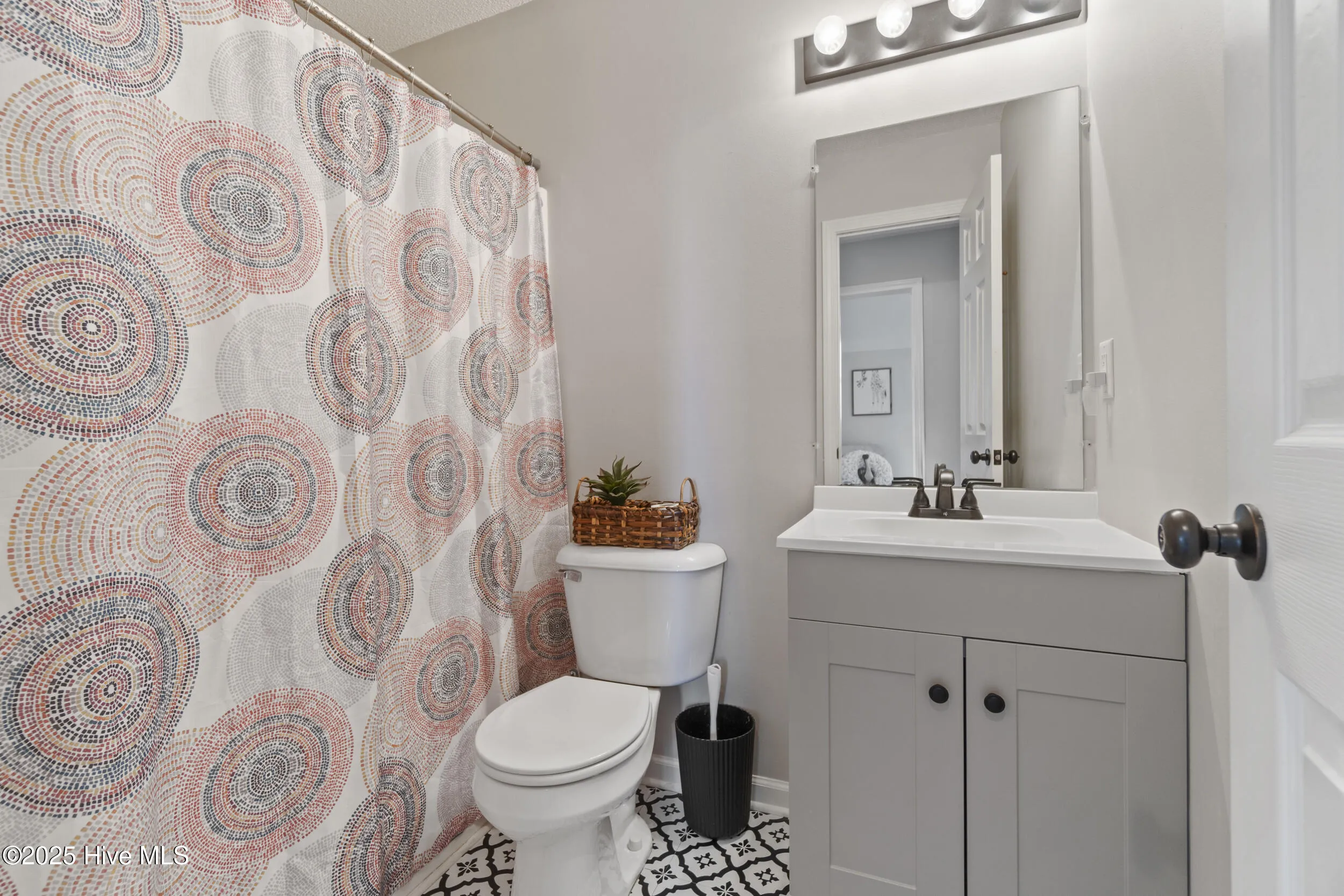 Hertford, North Carolina 27944, United States, 3 Bedrooms Bedrooms, ,3 BathroomsBathrooms,Residential,Pending,83683