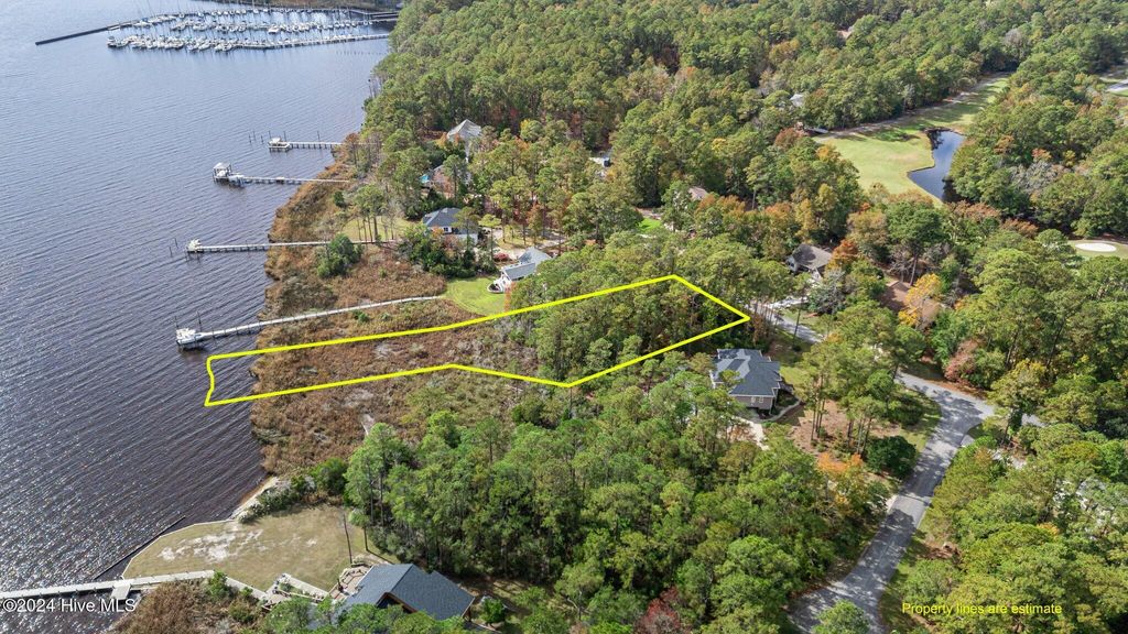 Photo of 1020 Harbour Pointe Drive, New Bern, NC 28560 (MLS # 100474468)